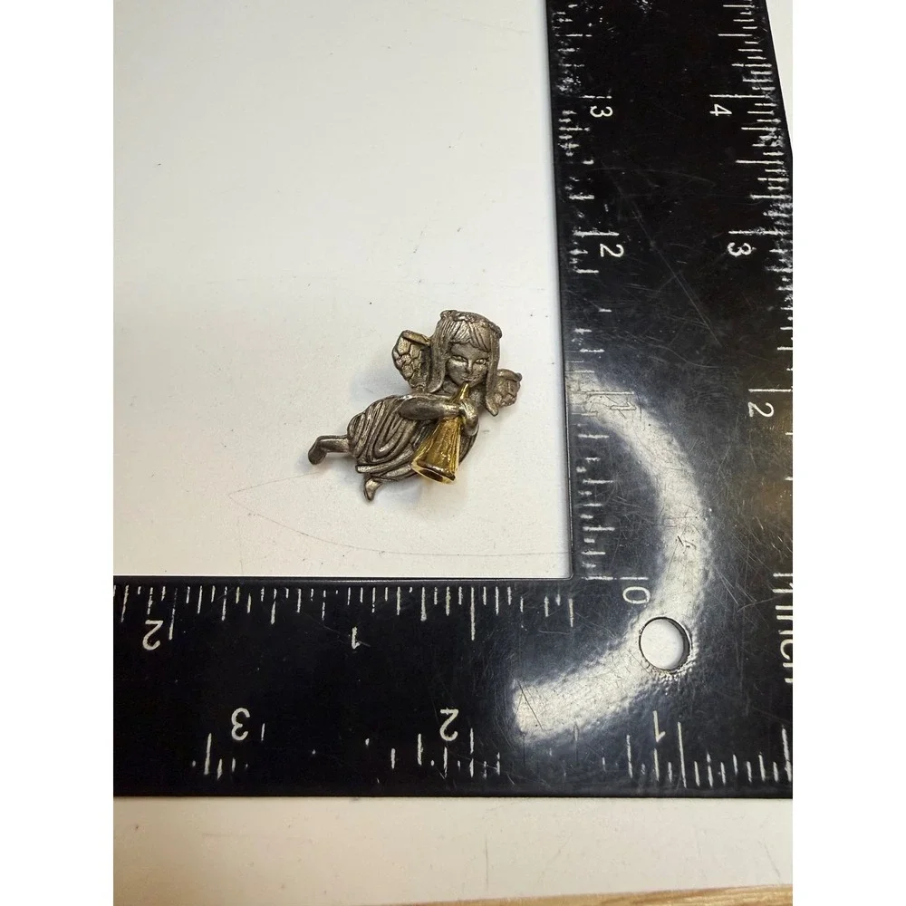 DMO Pewter Angel Brooch Pin Pendant Two Tone Silver Gold Cherub Playing Horn